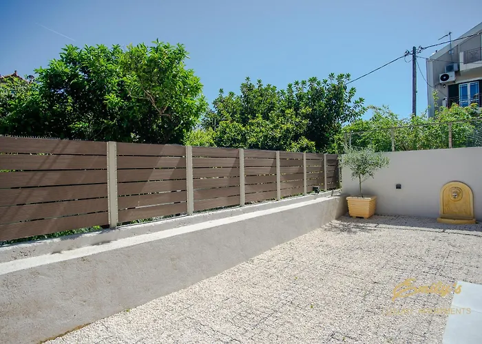 Emily's Luxury Apartments/ Garden Nyaraló Argosztóli