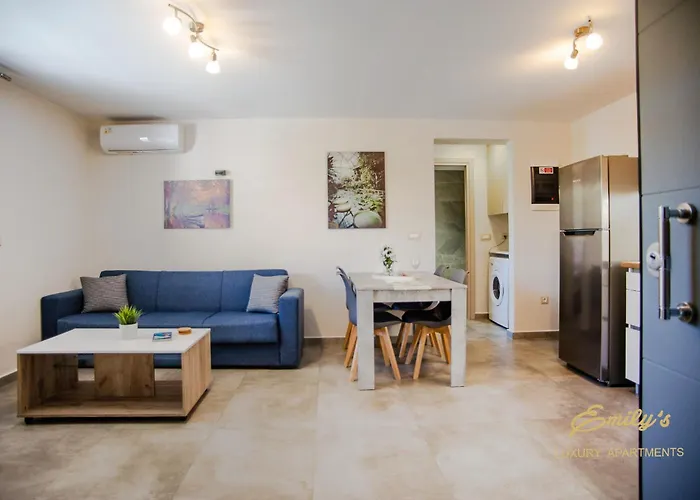 Vakantiehuis Emily's Luxury Apartments/ Garden Argostoli (Kefalonia)